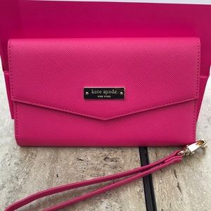 Kate Spade Wristlet 💕❤️💕❤️